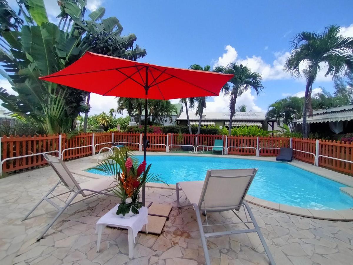 Villa Isk Location Sainte-Rose Exterior foto